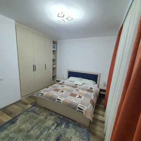 Будинок відпочинку Casa Din Stupini Брашов