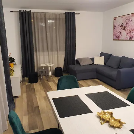 Casa Din Stupini *